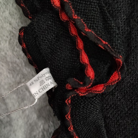 Pretty Angel Shawl Shoulder Neck Scarf Silk Blnd Floral Whimsigoth Witch Studded - Picture 8 of 8